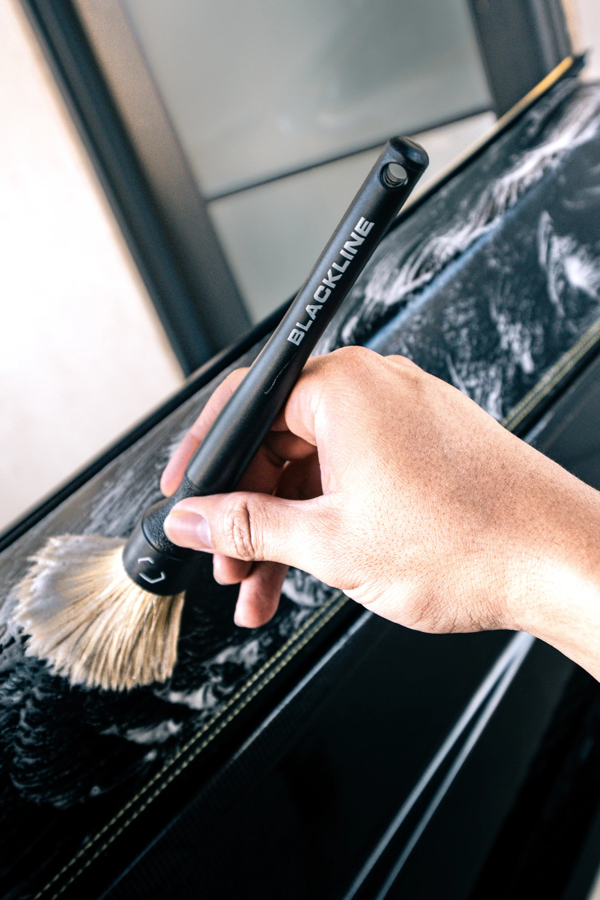BLACKLINE® BOAR'S HAIR BRUSH SET - Image 2