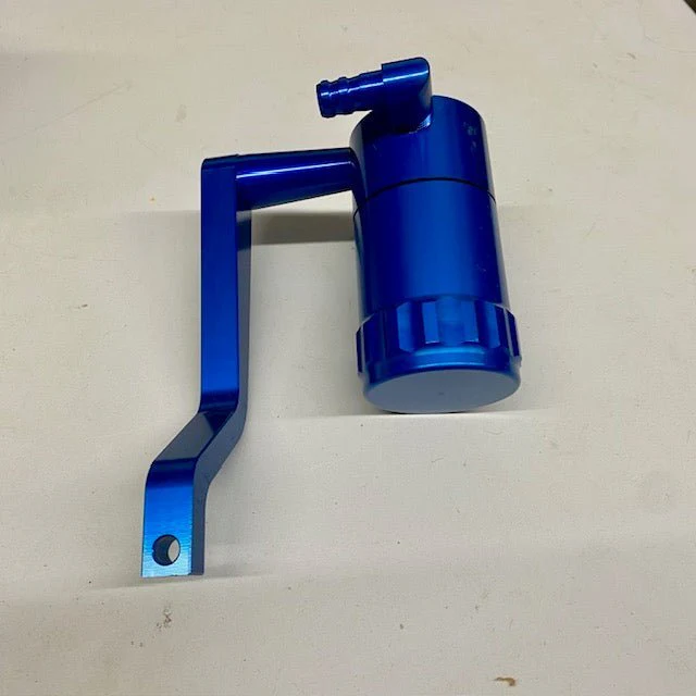 Blemished/Discounted Speedlogix Oil Catch Can 2005-2023 Challenger/Charger 392 - Image 2