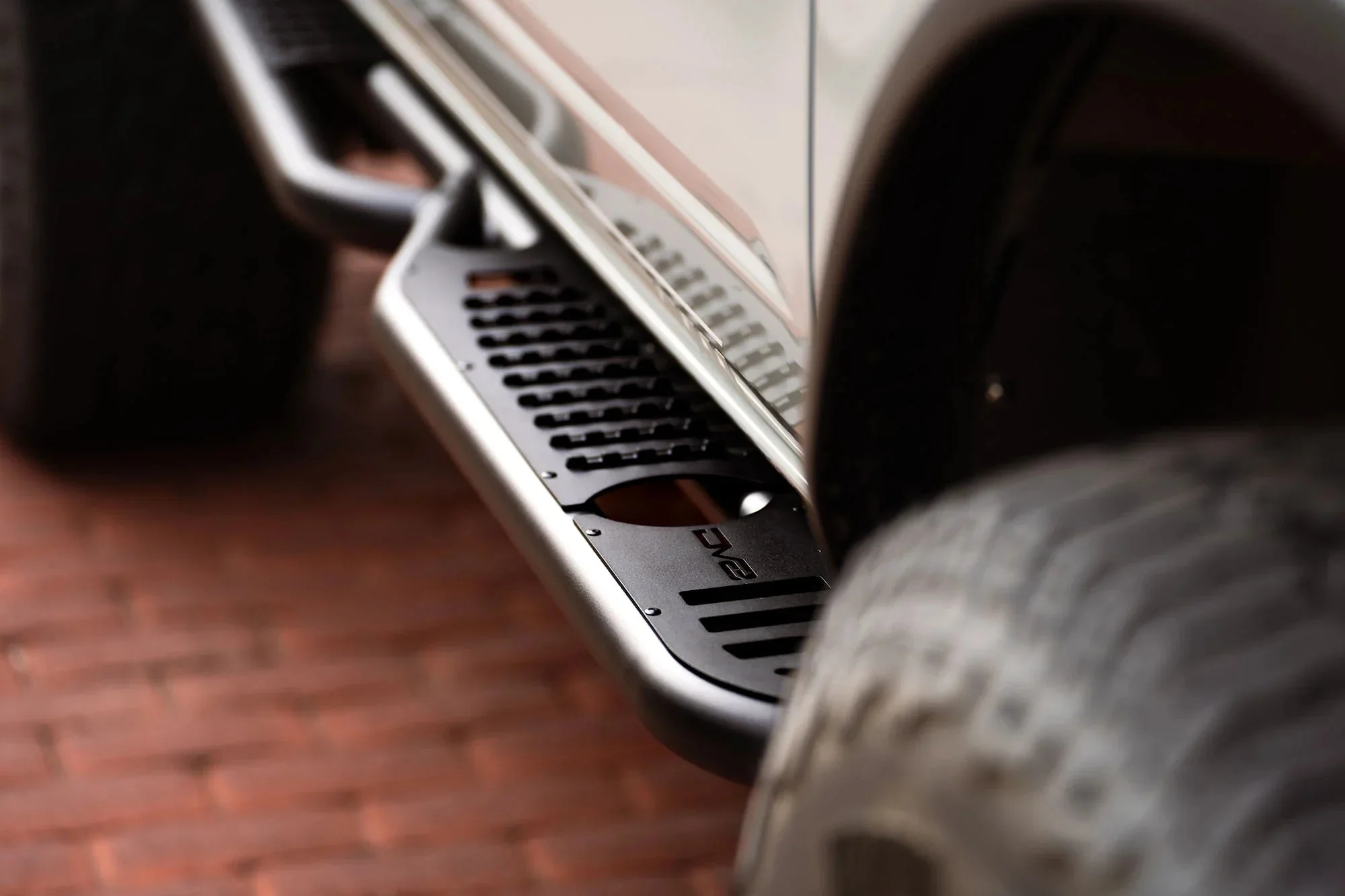 DV8 Offroad OE Plus Series Side Steps 2021-2023 Bronco - Image 15