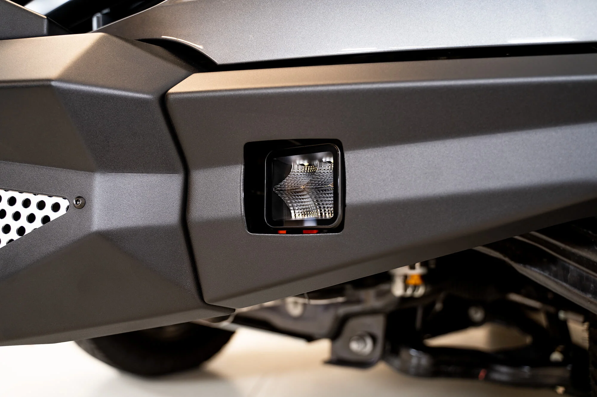 DV8 Offroad 3" Cube LED Light - Image 10