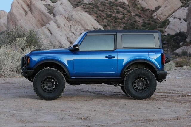 Fabtech 3" Dirt Logic Lift Kit 2021-2025 Bronco (2 Door) - Image 2