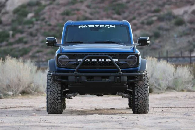 Fabtech 3" Dirt Logic Lift Kit 2021-2025 Bronco (2 Door) - Image 3