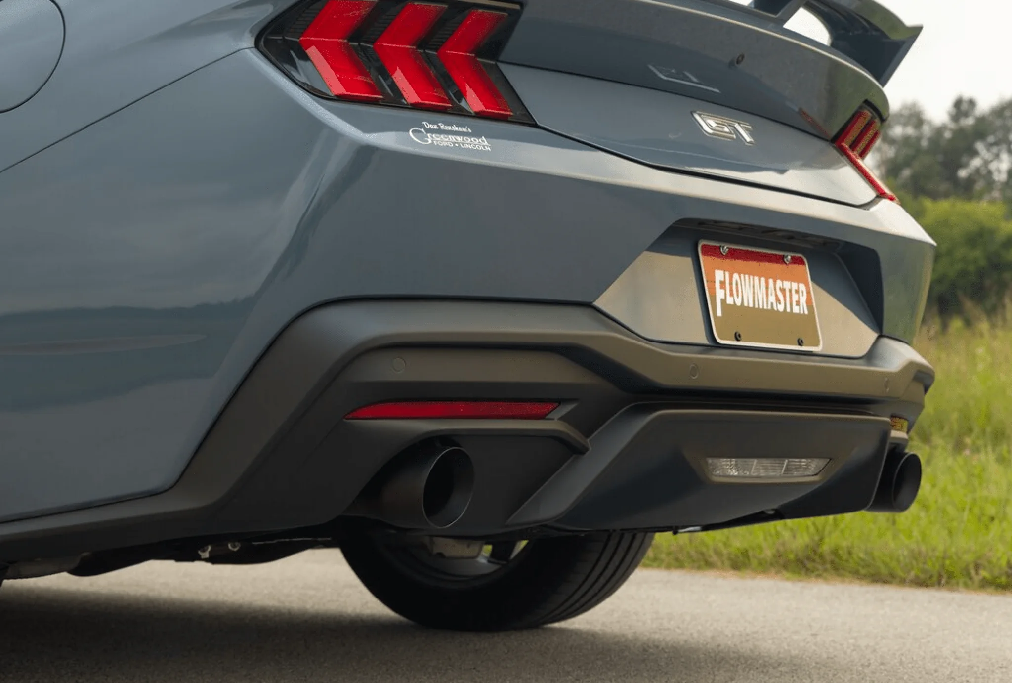 Flowmaster Outlaw Axle-Back Exhaust 2014 Mustang 5.0L - Image 3
