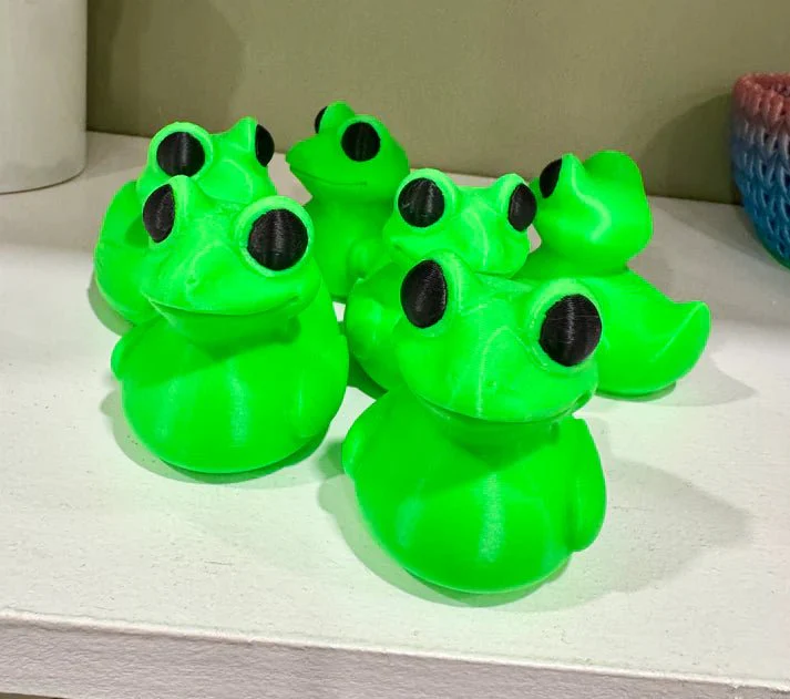 Green Tree Frog Duck - Image 3