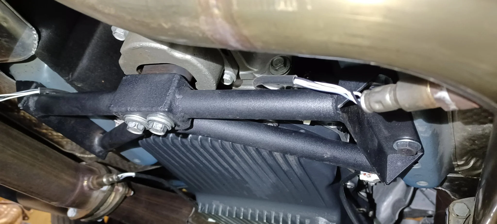 Speedlogix Transmission Cross-Member 2015-2023 Challenger/Charger (Auto; non-Hellcat) - Image 3