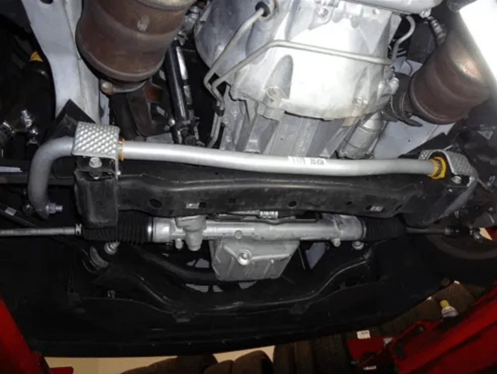Whiteline Adjustable Front Sway Bar 2005-2023 Challenger/Charger - Image 4
